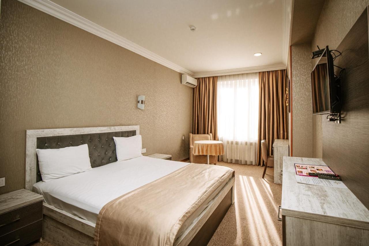 Royal Sapphire Boutique Apartment Baku Bagian luar foto
