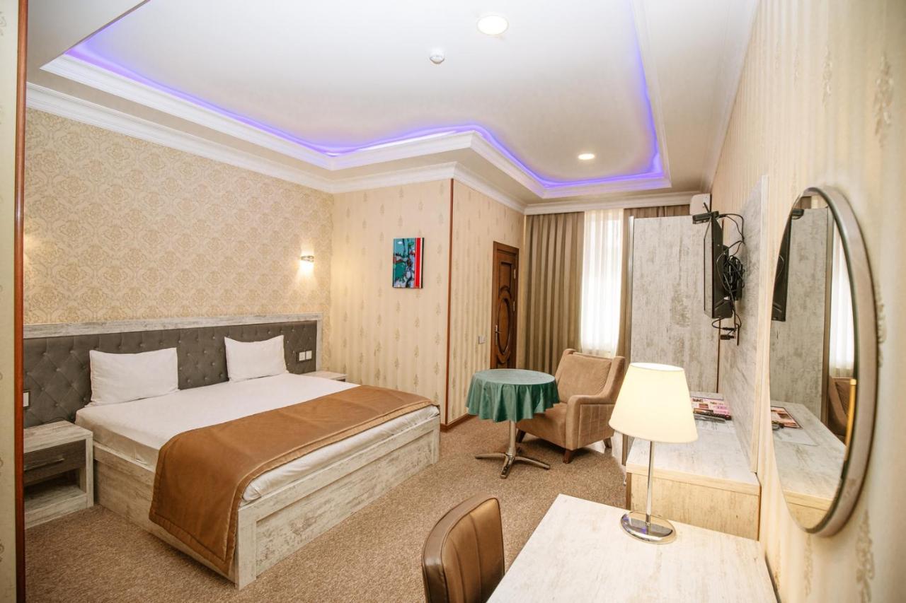 Royal Sapphire Boutique Apartment Baku Bagian luar foto